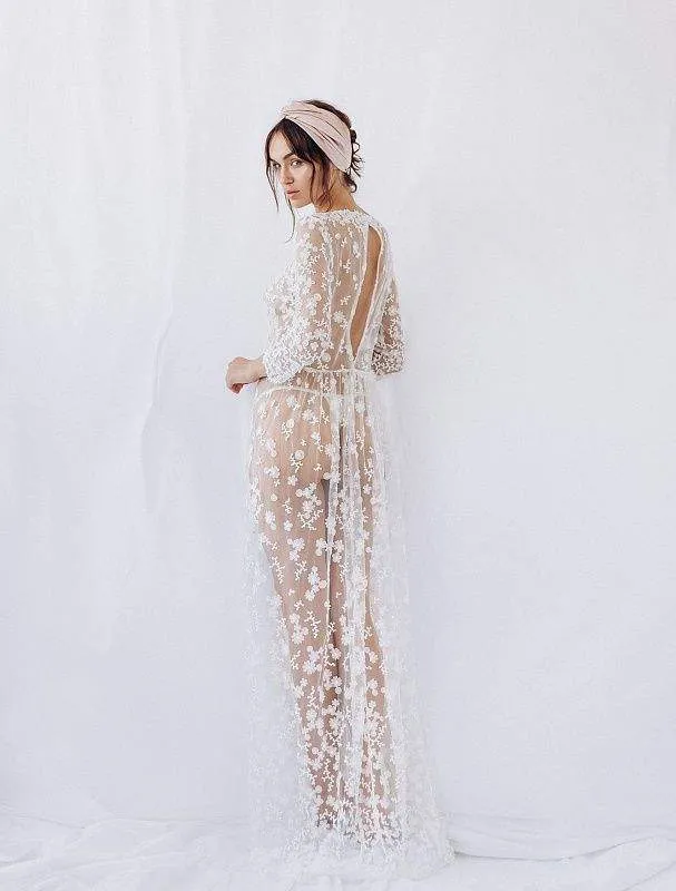 Here White Wedding Dress