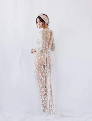 Here White Wedding Dress